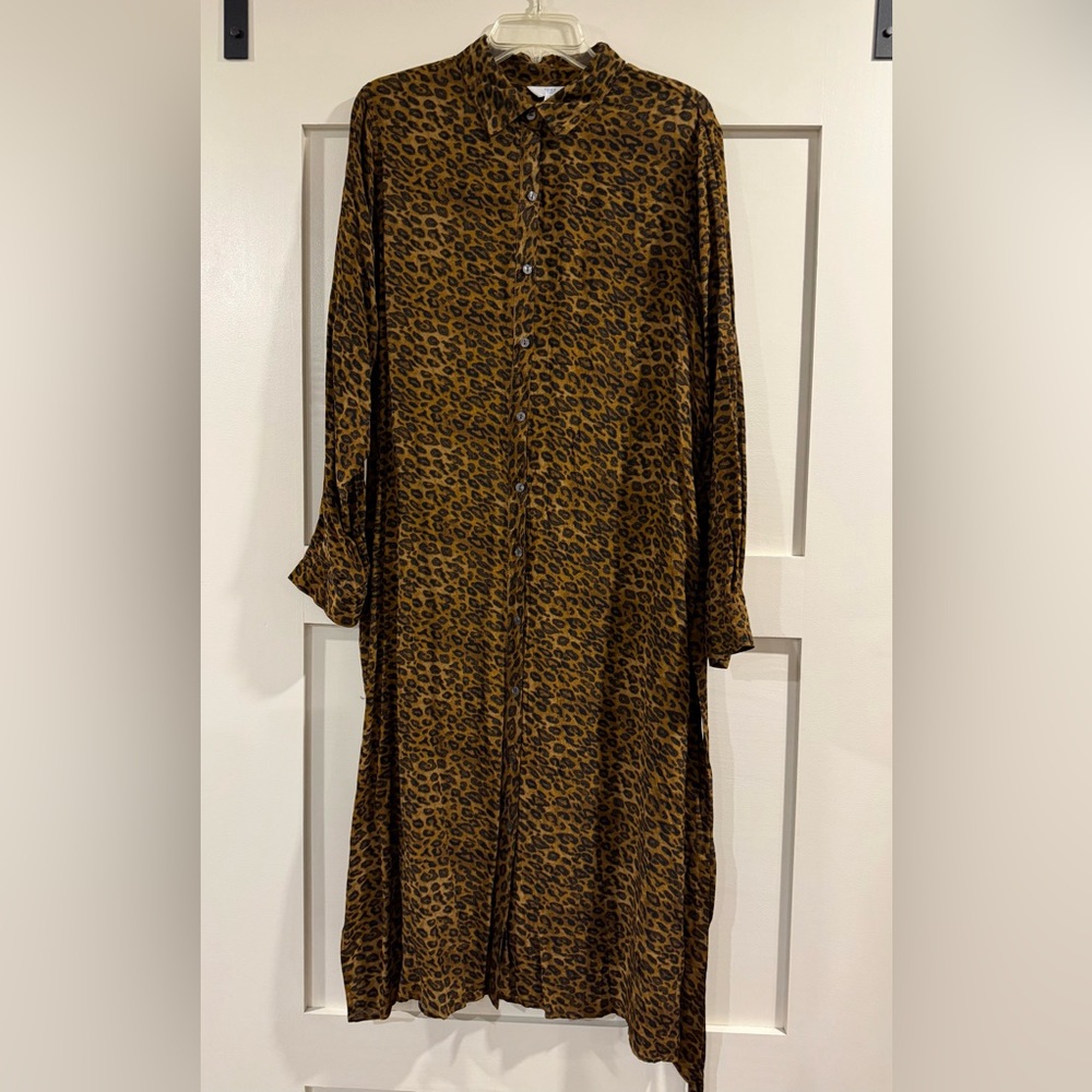 Leopard Print Button-Down Dress in Brown and Black